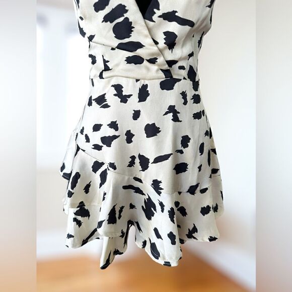 Vici Luxxel Play Dress Romper Size M - Picture 13 of 15